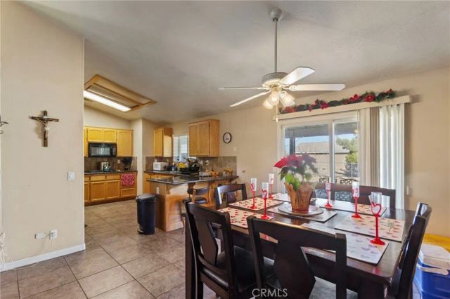 15120 Live Oak St, Hesperia, CA 92345