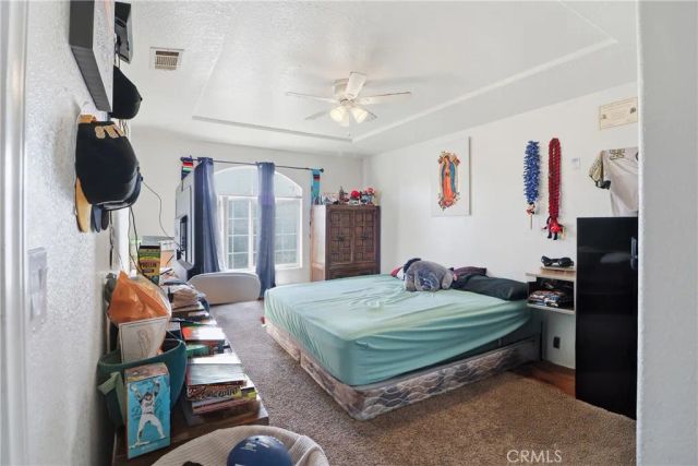 15120 Live Oak St, Hesperia, CA 92345