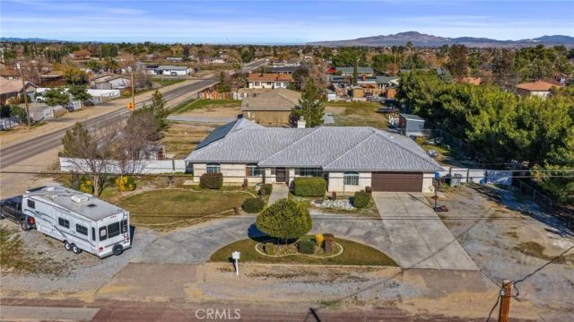 15120 Live Oak St, Hesperia, CA 92345