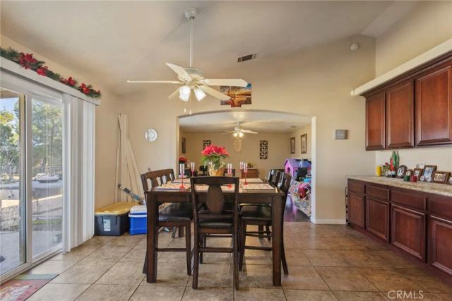 15120 Live Oak St, Hesperia, CA 92345