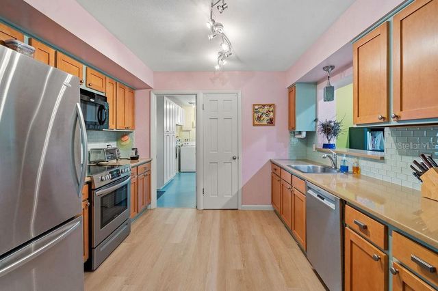 3330 GARLAND WAY, Mount Dora, FL 32757