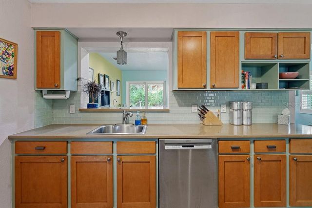 3330 GARLAND WAY, Mount Dora, FL 32757