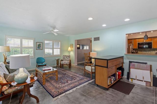 3330 GARLAND WAY, Mount Dora, FL 32757