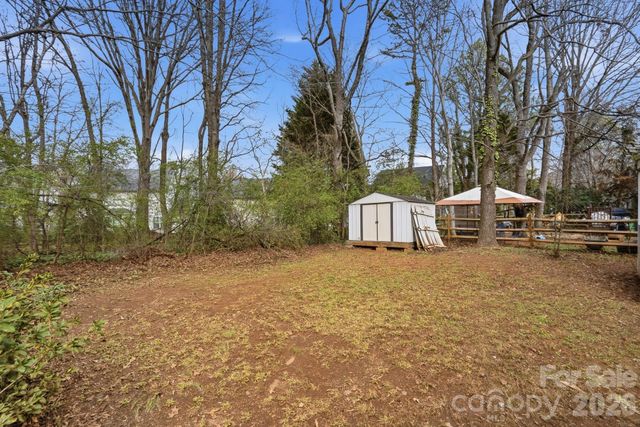 6409 Nevin Road, Charlotte, NC 28262