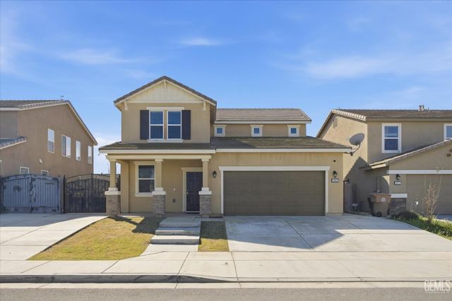 5809 Commonwealth Avenue, Bakersfield, CA 93313