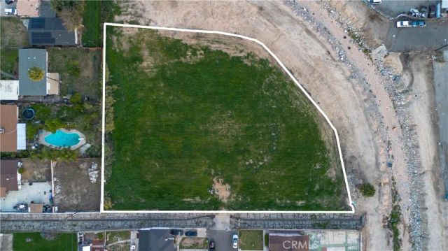 25608 Walker, San Bernardino, CA 92404