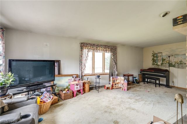 3120 Bambi Street NW, Canton, OH 44709