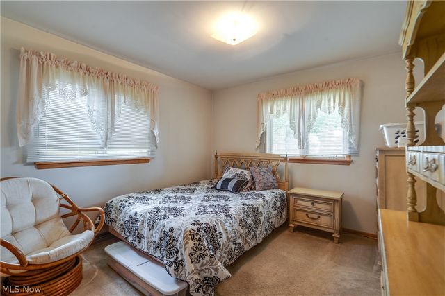 3120 Bambi Street NW, Canton, OH 44709