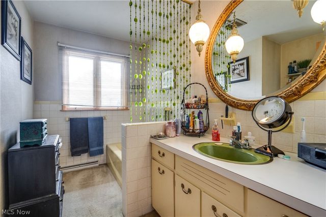 3120 Bambi Street NW, Canton, OH 44709