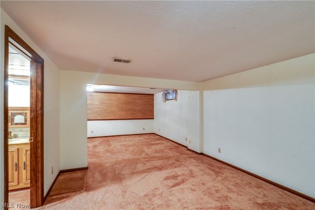 3120 Bambi Street NW, Canton, OH 44709