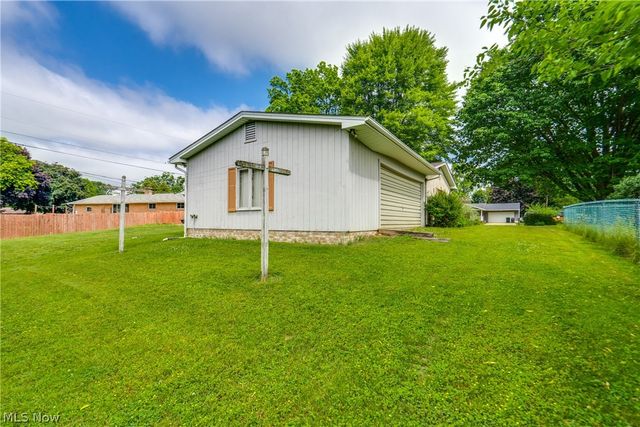 3120 Bambi Street NW, Canton, OH 44709