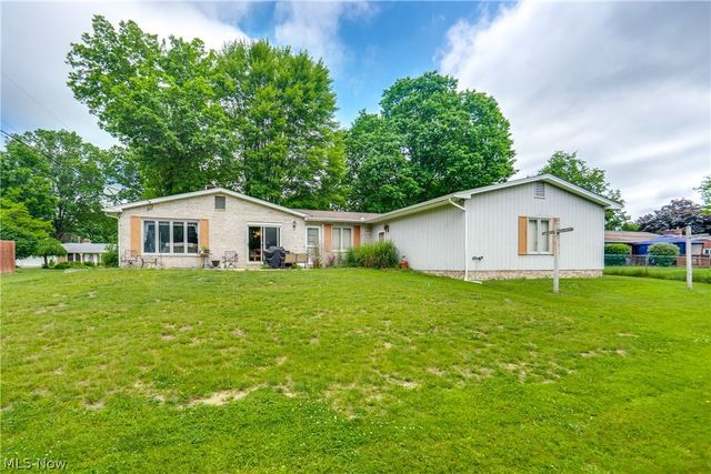 3120 Bambi Street NW, Canton, OH 44709