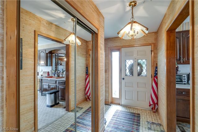 3120 Bambi Street NW, Canton, OH 44709