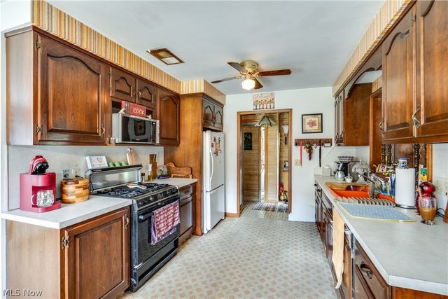 3120 Bambi Street NW, Canton, OH 44709
