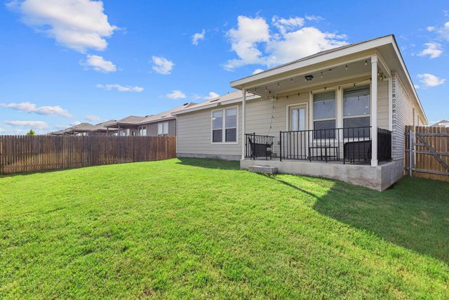 1925 T H Johnson DR, Taylor, TX 76574