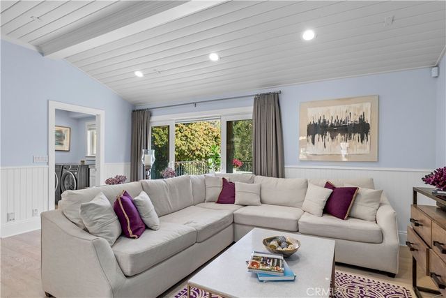 5215 Middlecrest Road, Rancho Palos Verdes, CA 90275