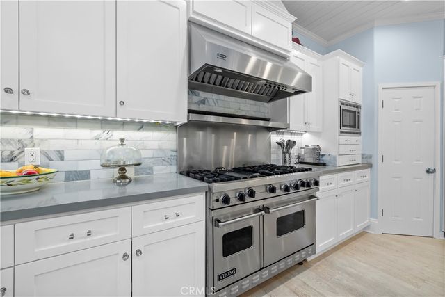 5215 Middlecrest Road, Rancho Palos Verdes, CA 90275