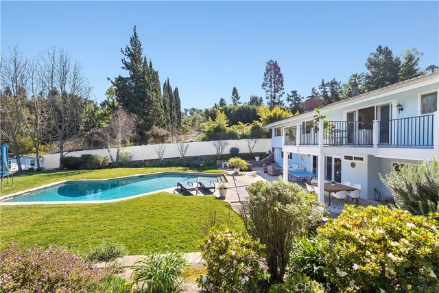 5215 Middlecrest Road, Rancho Palos Verdes, CA 90275