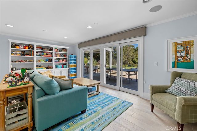 5215 Middlecrest Road, Rancho Palos Verdes, CA 90275