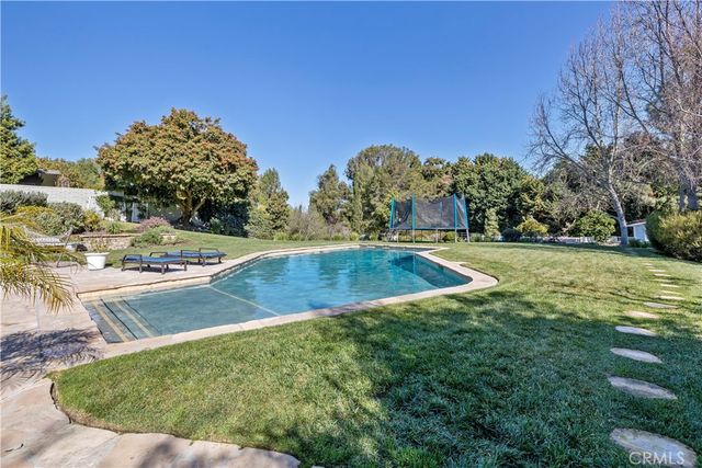 5215 Middlecrest Road, Rancho Palos Verdes, CA 90275