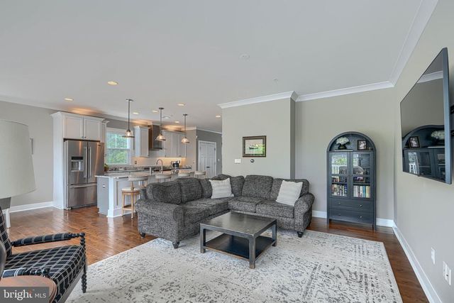 519 SCHMIDT RD, Middle River, MD 21220