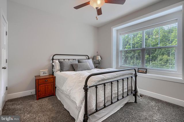 519 SCHMIDT RD, Middle River, MD 21220