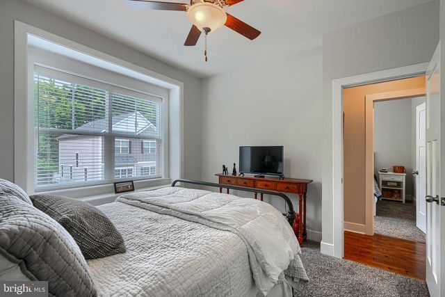 519 SCHMIDT RD, Middle River, MD 21220