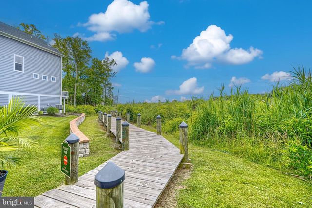 519 SCHMIDT RD, Middle River, MD 21220