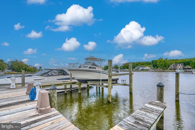 519 SCHMIDT RD, Middle River, MD 21220