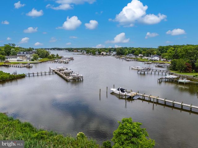 519 SCHMIDT RD, Middle River, MD 21220