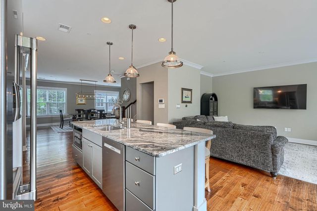 519 SCHMIDT RD, Middle River, MD 21220
