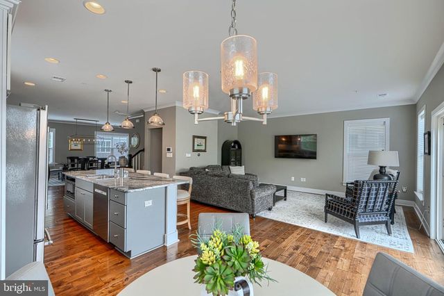 519 SCHMIDT RD, Middle River, MD 21220