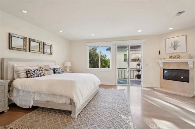 654 5th Street, Hermosa Beach, CA 90254