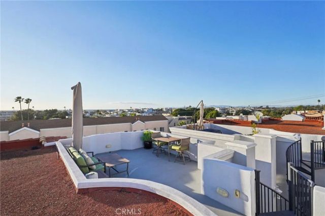 654 5th Street, Hermosa Beach, CA 90254