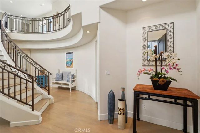 654 5th Street, Hermosa Beach, CA 90254