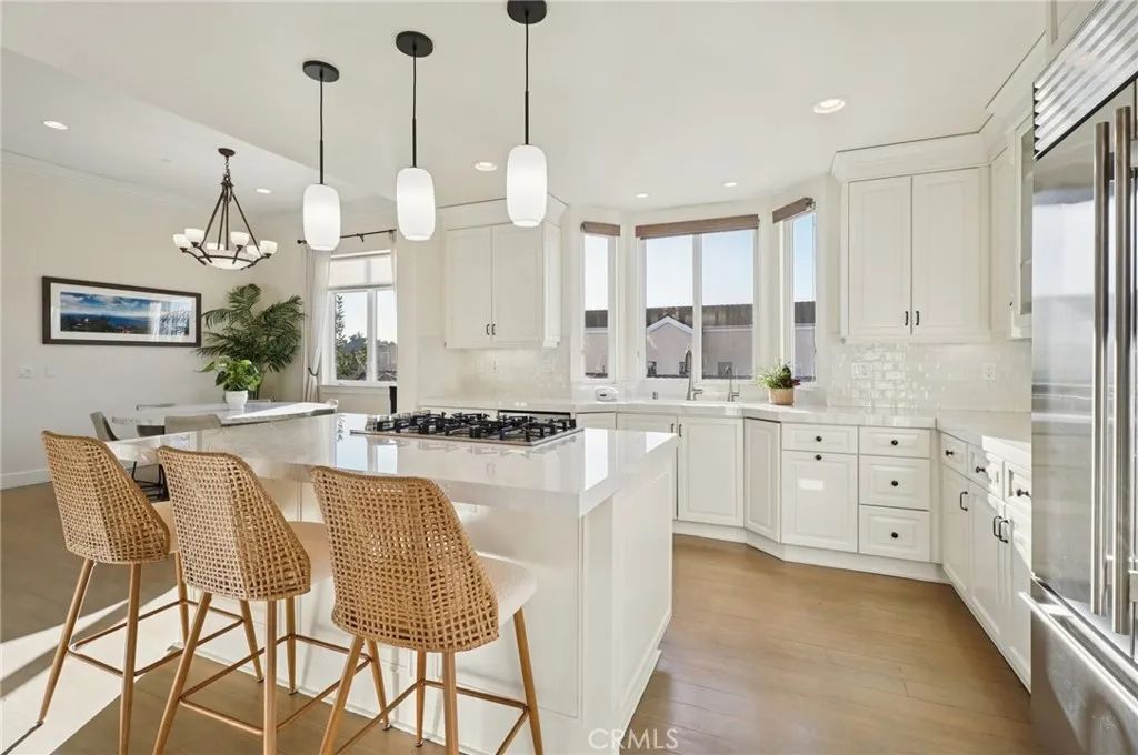 654 5th Street, Hermosa Beach, CA 90254