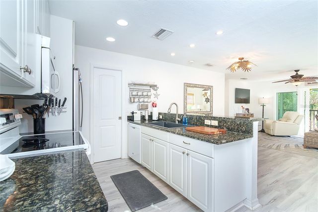 184 N GULF BOULEVARD 8, Placida, FL 33946