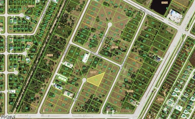 14 Hyde CT, Rotonda West, FL 33947