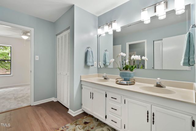 5444 Pine Top Circle, Raleigh, NC 27612
