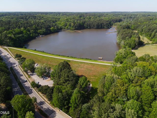 5444 Pine Top Circle, Raleigh, NC 27612