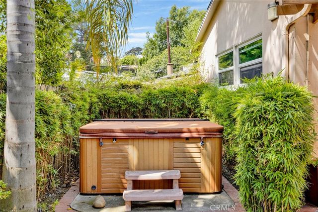 3398 Floyd, Los Angeles, CA 90068