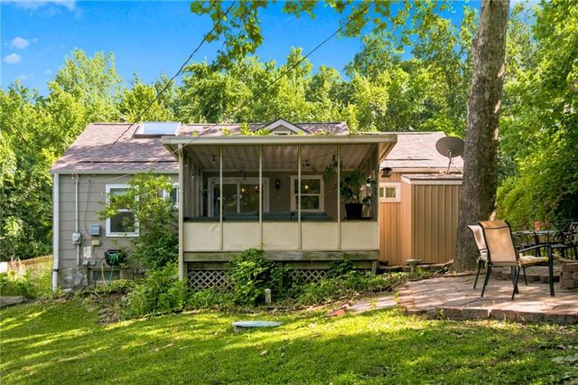 6024 W 51st Street, Mission, KS 66202