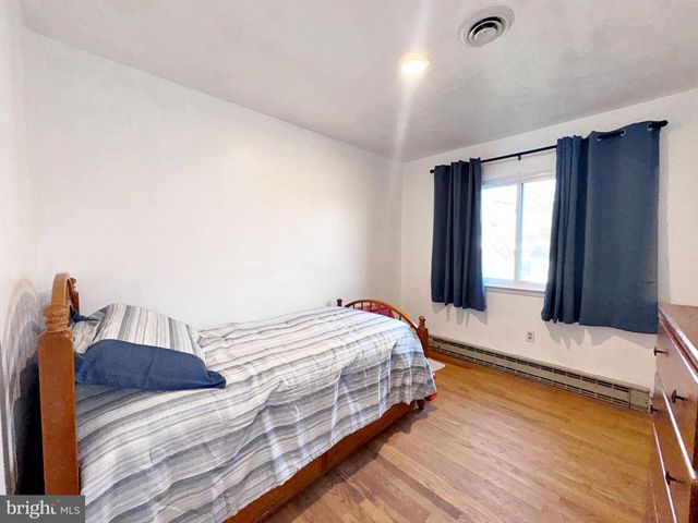 133 LEMON RD, Ranson, WV 25438