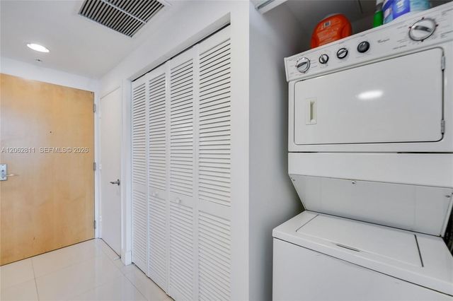244 Biscayne Blvd 644, Miami, FL 33132