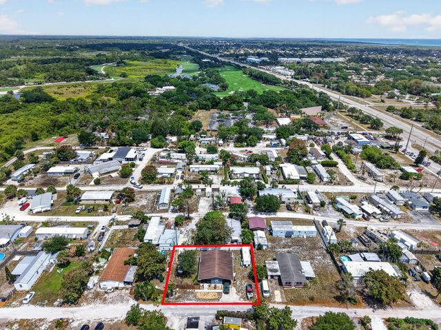 7945 SE Fairchild Way, Hobe Sound, FL 33455