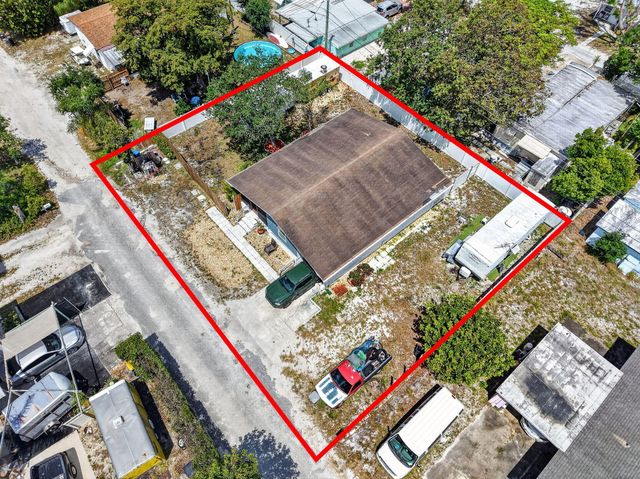 7945 SE Fairchild Way, Hobe Sound, FL 33455