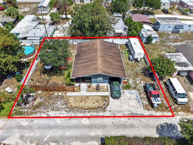 7945 SE Fairchild Way, Hobe Sound, FL 33455