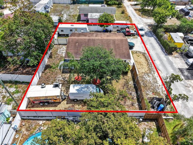 7945 SE Fairchild Way, Hobe Sound, FL 33455