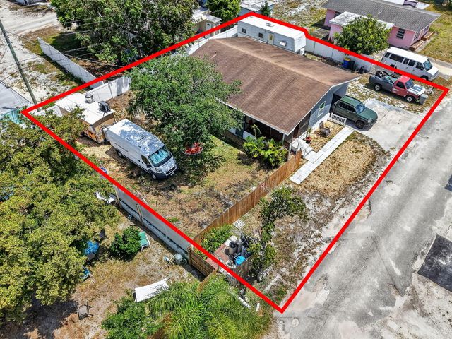7945 SE Fairchild Way, Hobe Sound, FL 33455