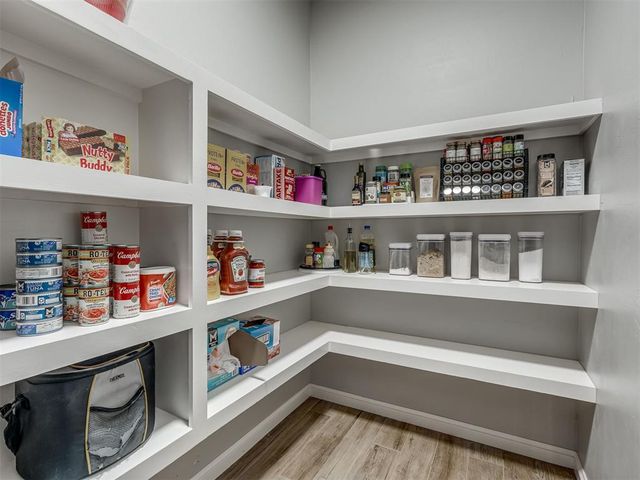 1825 W Blake Court Way, Mustang, OK 73064
